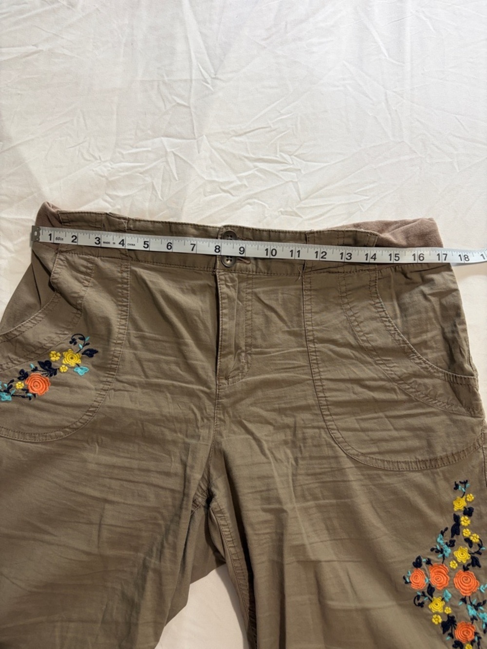 Cato Olive Green Embroidered Women’s Bermuda Shorts - Picture 4 of 9
